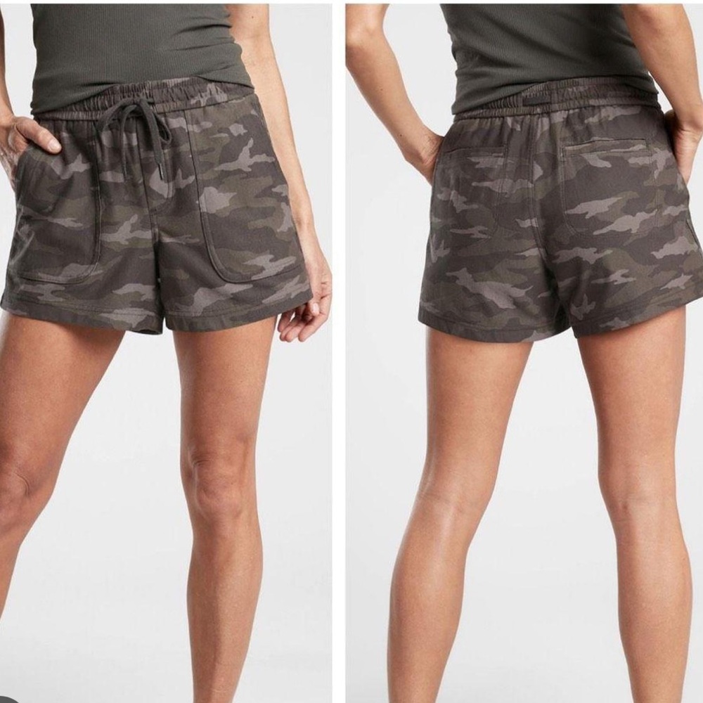 Athleta Women's Camo Athletic Shorts in Olive Gray